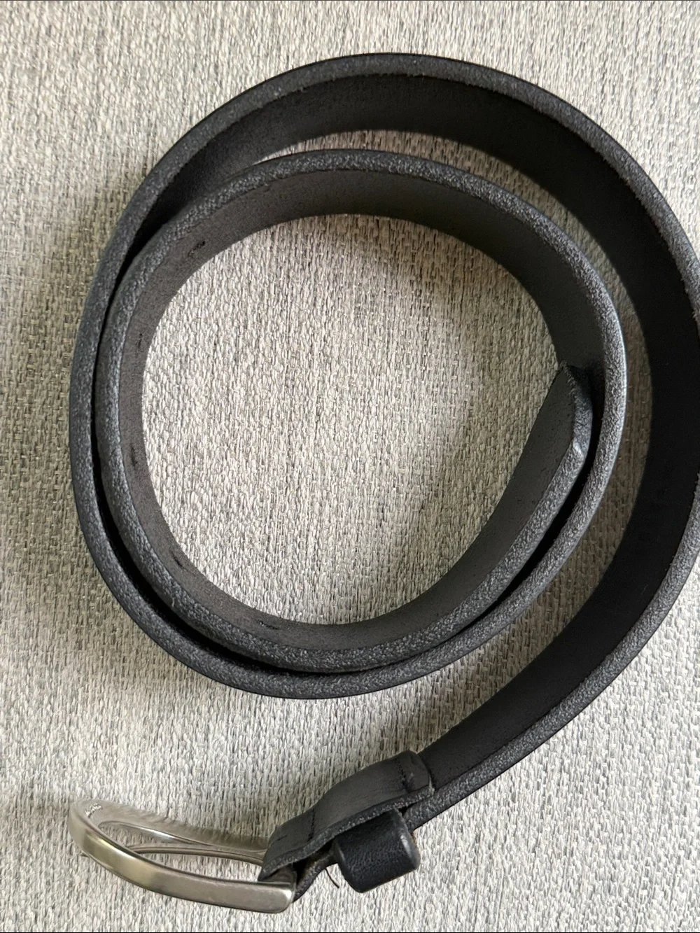 Old Navy Kids Belt Black w Silver Buckle Size 28 Unisex /Youth /Boys /Girls